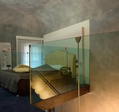 Domus Vivenda Apartment Genoa